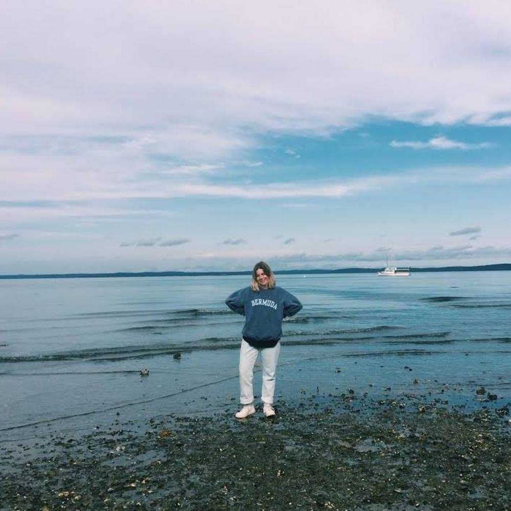 Meet your Posher, Izzie